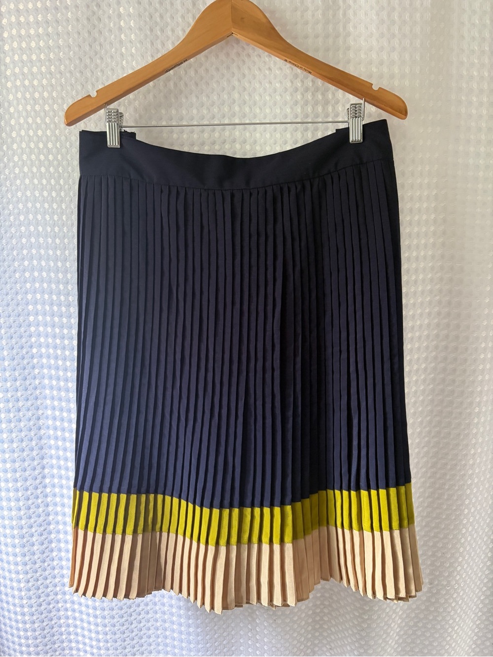 Eloquii Navy Pleated Skirt with Beige Border